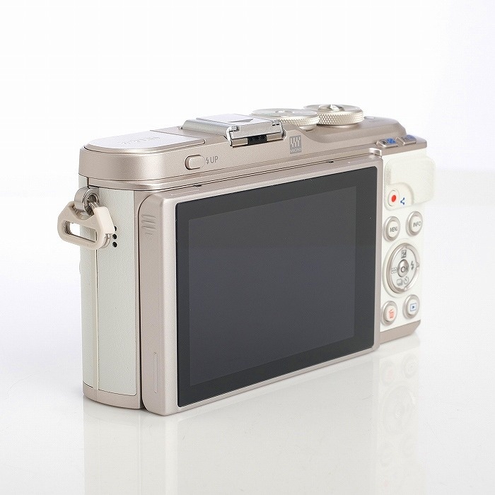 オリンパス E-PL10 ボディ ホワイト