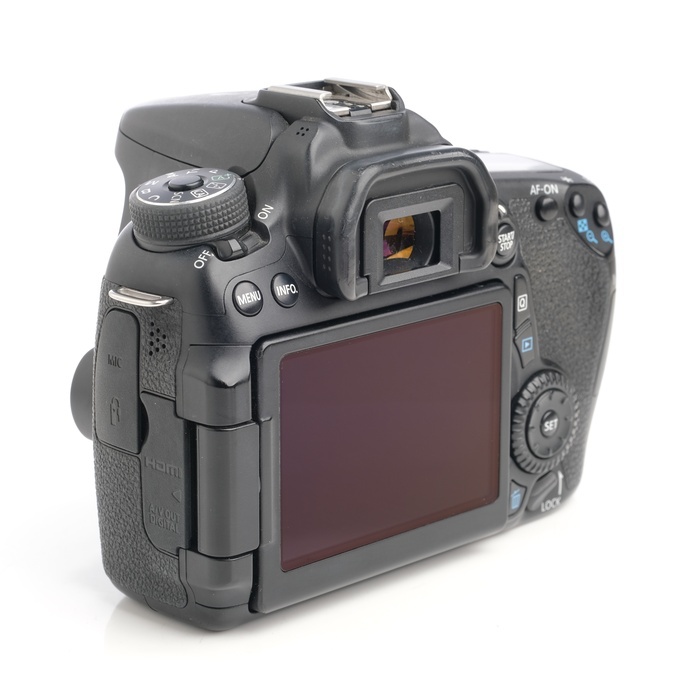 キヤノン EOS 70D ボデイ