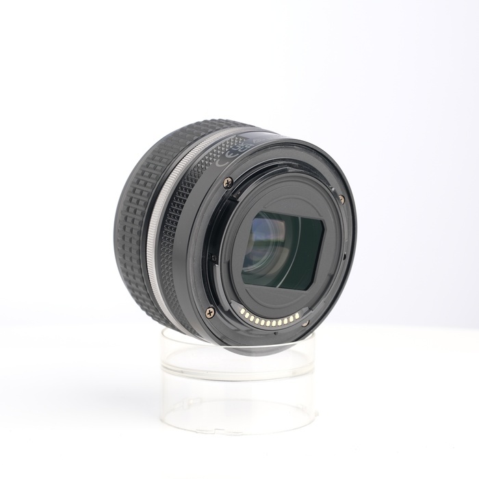 ニコン Z 40/2 (SE)