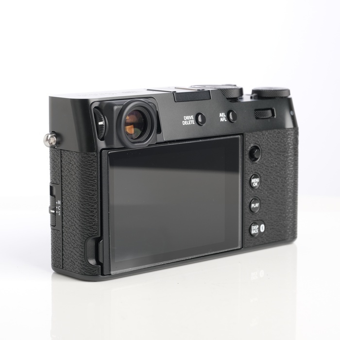 フジフイルム X100VI ブラック