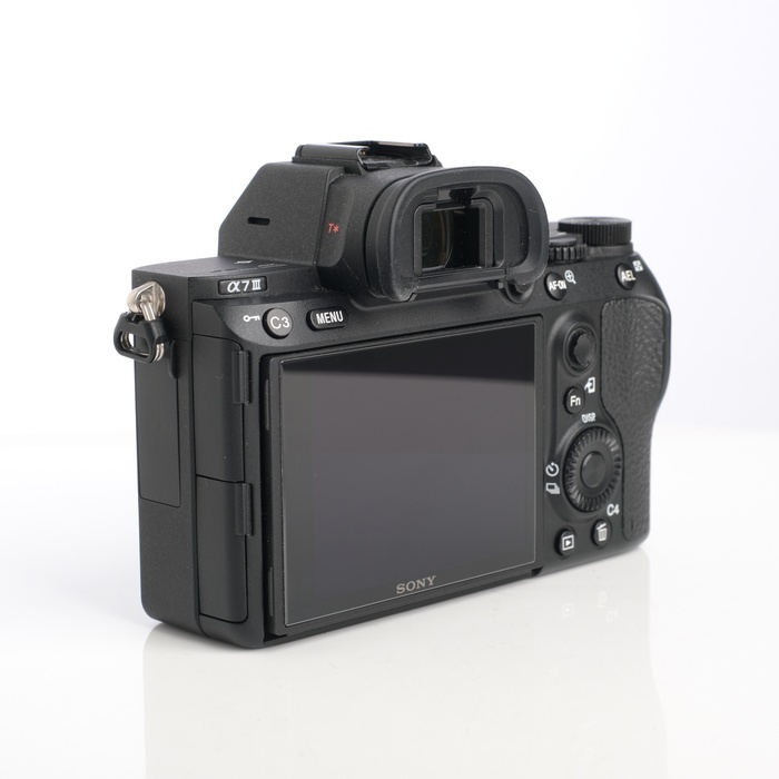 ソニー α7 III (ILCE-7M3) ボディ