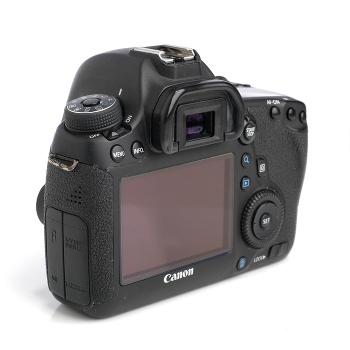 キヤノン EOS 6D ボデイ