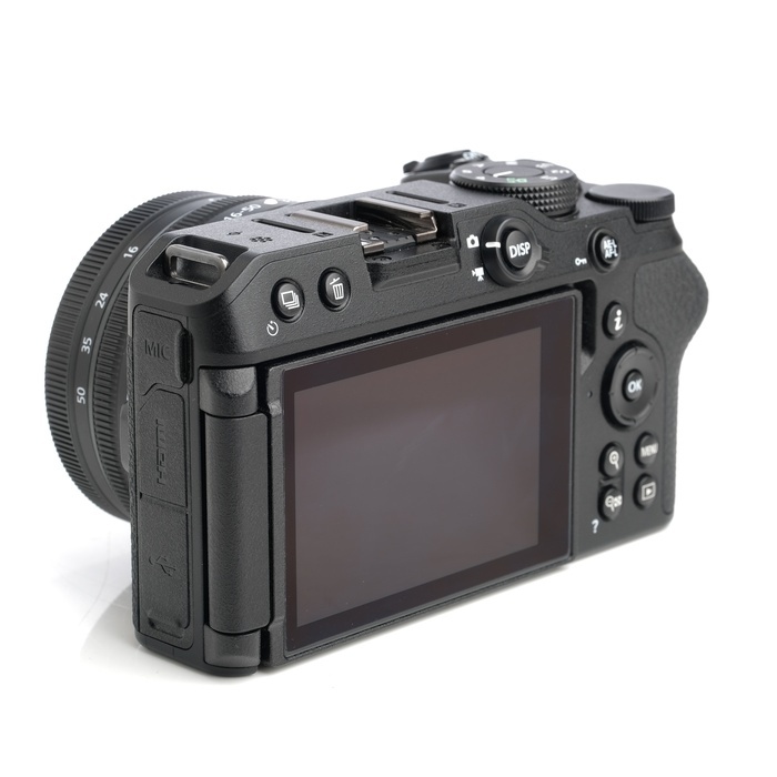 ニコン Z 30 16-50 VR レンズキツト