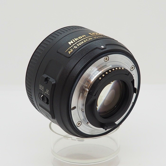 ニコン AF-S DX 35/1.8G
