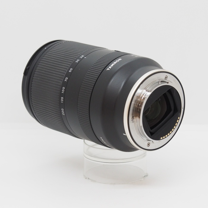 タムロン 28-200/F2.8-5.6 DI3 RXD A071SF