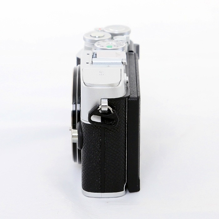 オリンパス E-P7 ボデイ シルバー