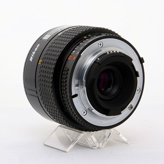 ニコン  AF 35-70mm F3.3-4.5 （旧）