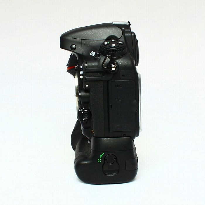ニコン D800 ボディ+MB-D12