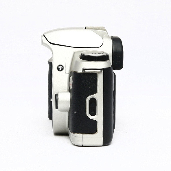 キヤノン NEW EOS KISS シルバー