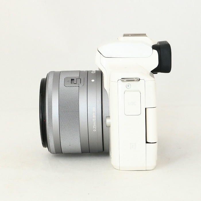 キヤノン EOS KISS M/EF-M15-45 IS STM キツト ホワイト