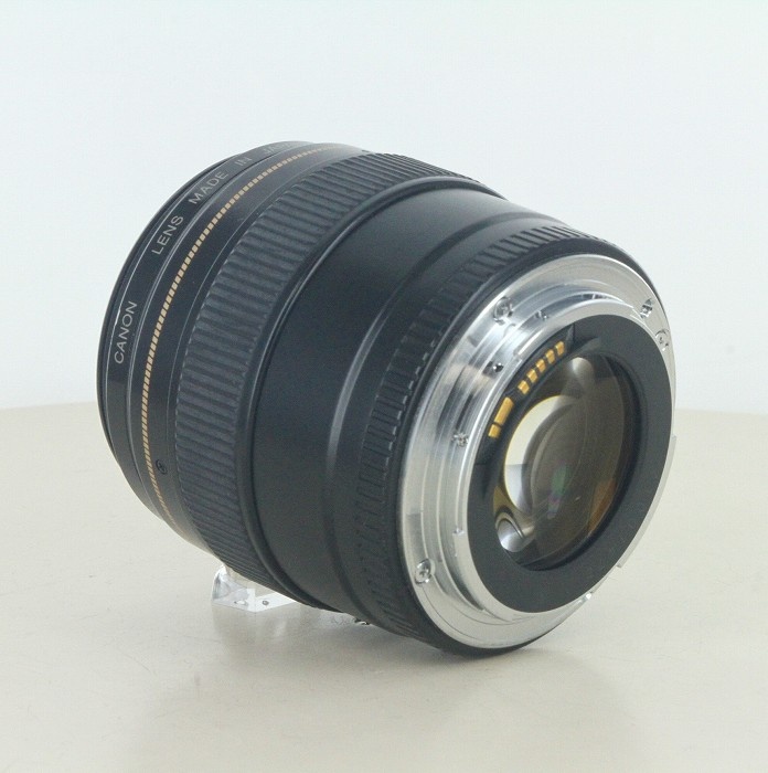 キヤノン EF85/1.8 USM