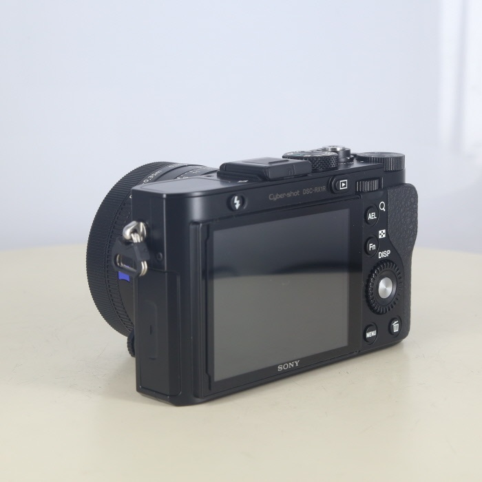 ソニー Cyber-shot RX1R