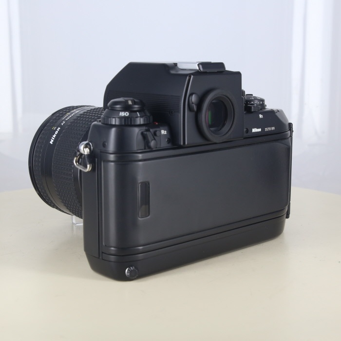 ニコン F4+AF24-120/3.5-5.6D