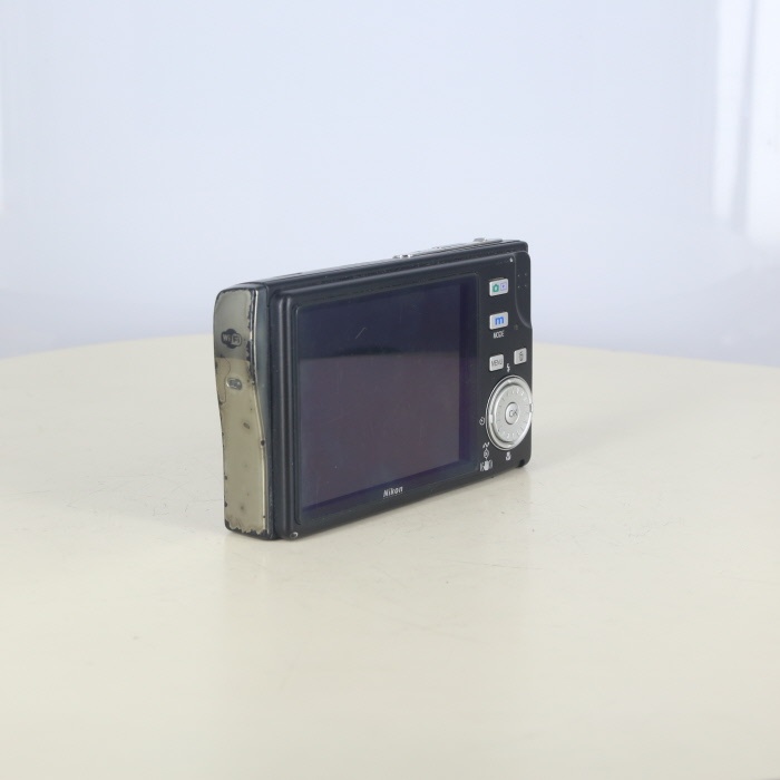 ニコン COOLPIX S7c