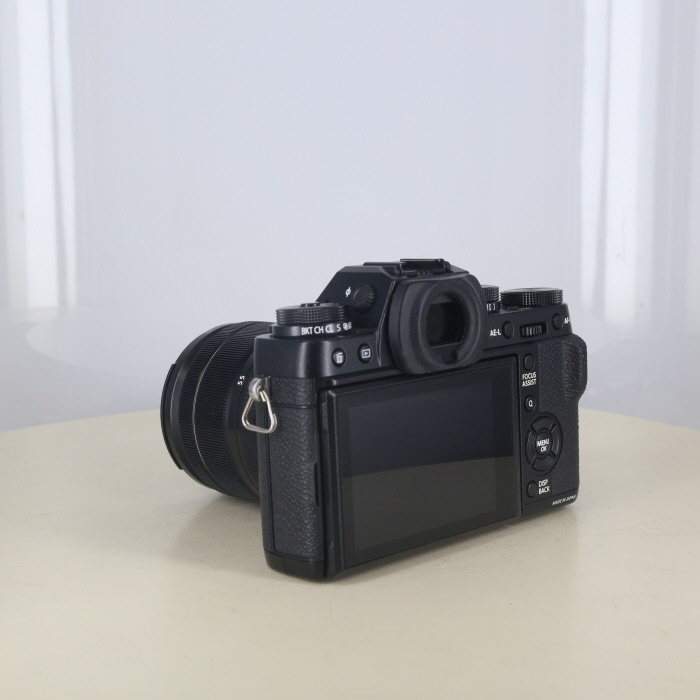 フジフイルム X-T1 ブラック レンズキット(18-55/2.8-4)