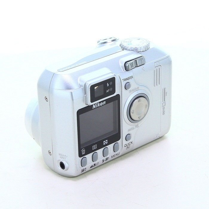 ニコン COOLPIX 885 シルバー