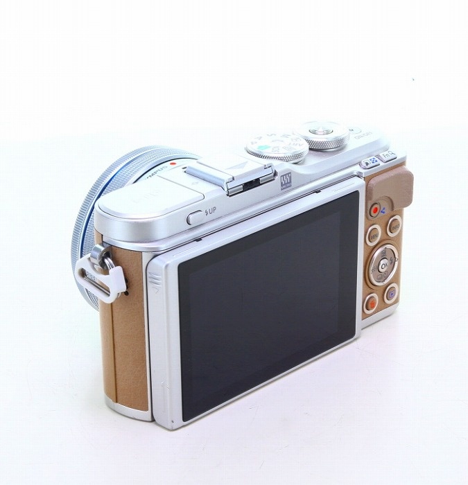 オリンパス PEN E-PL9 14-42EZレンズキツト ブラウン