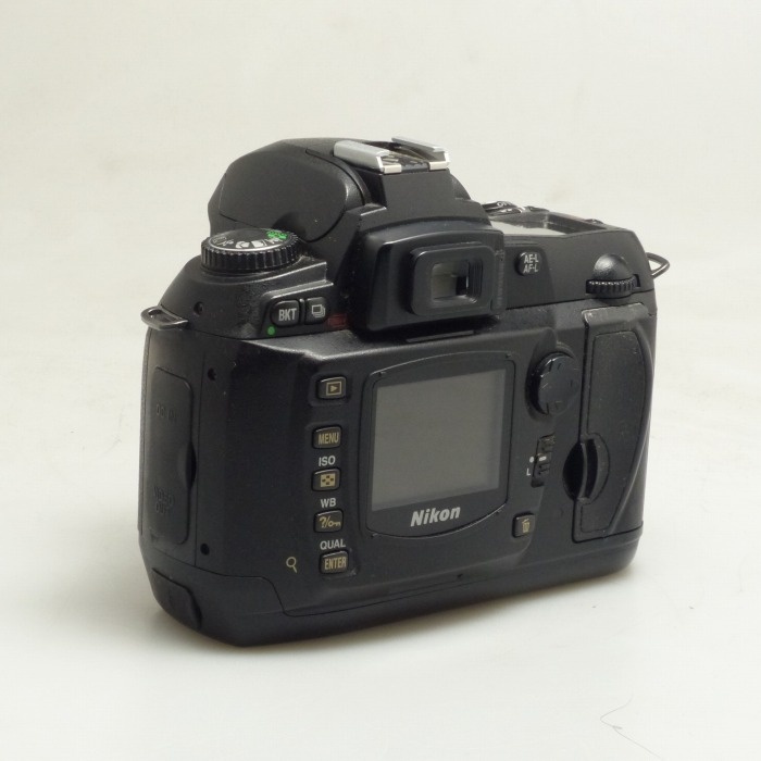 ニコン D70 ボデイ