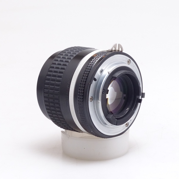 ニコン Ai 85/2