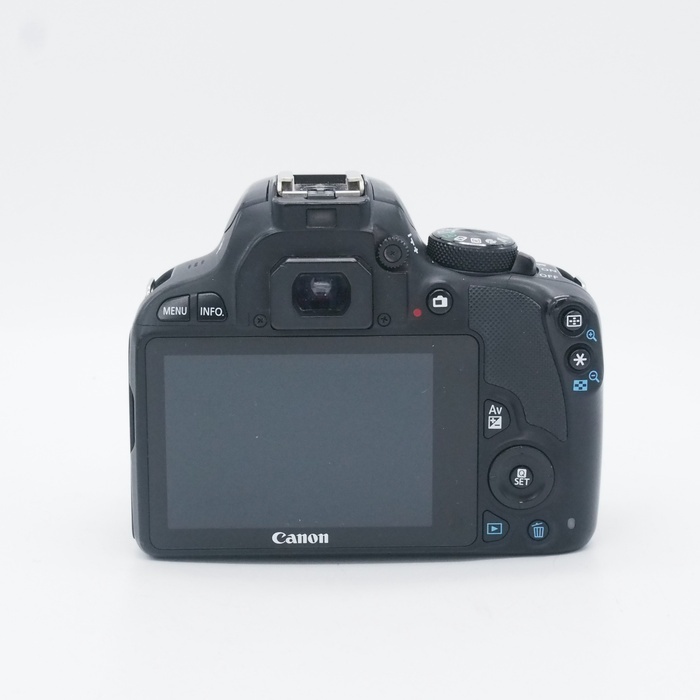 キヤノン EOS KISS X7 ボデイ
