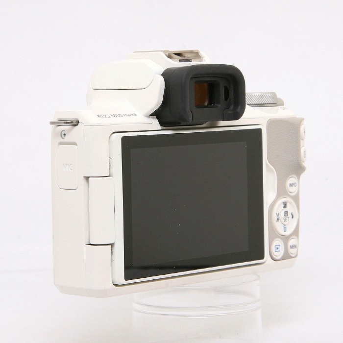 キヤノン EOS M50 MarkII ホワイト(EOS Kiss M2海外モデル)※充電器無し