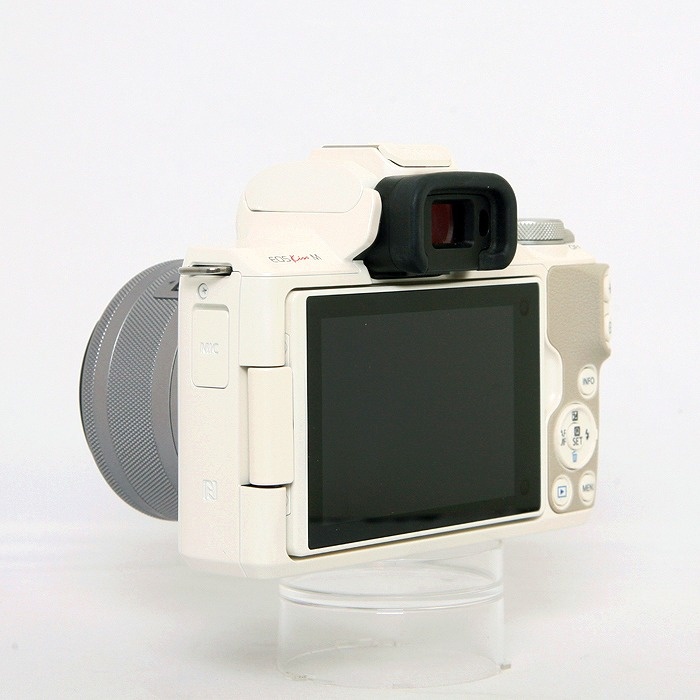 キヤノン EOS KISS M/EF-M15-45 IS STM キツト ホワイト