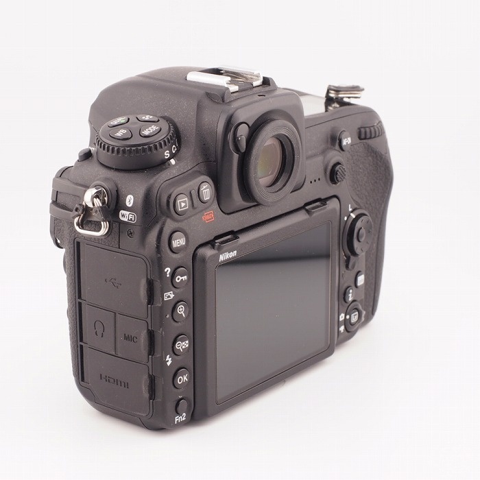 ニコン D500