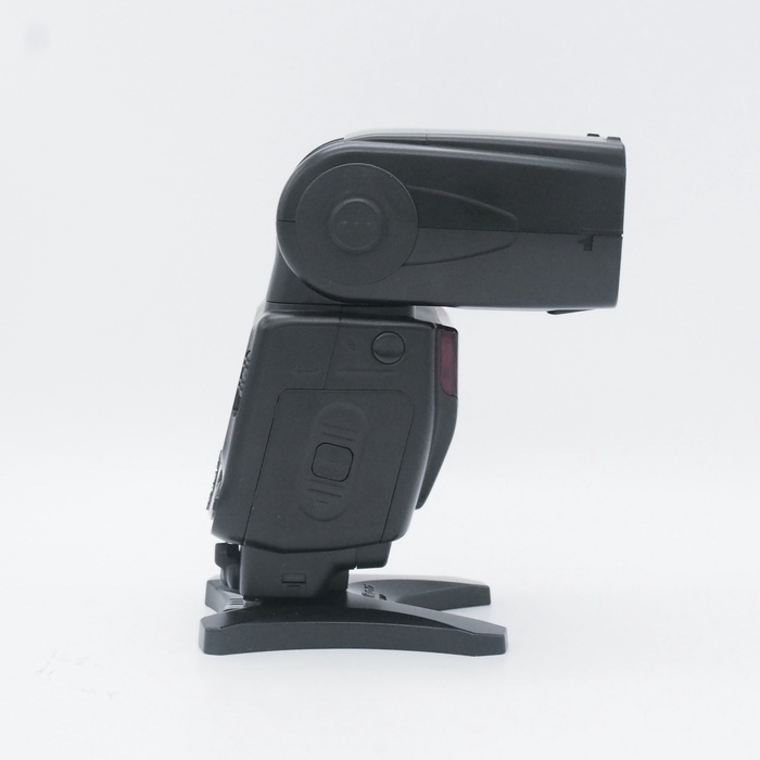 ニコン スピードライト SB-700