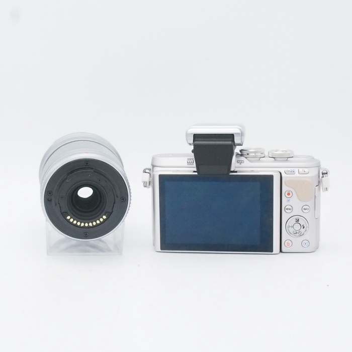 オリンパス E-PL8 EZダブルズームキツト ホワイト