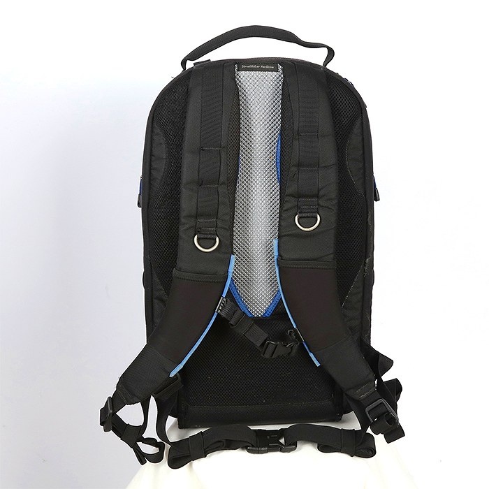 ソノタ ThinkTankPhoto StreetWalker HardDrive
