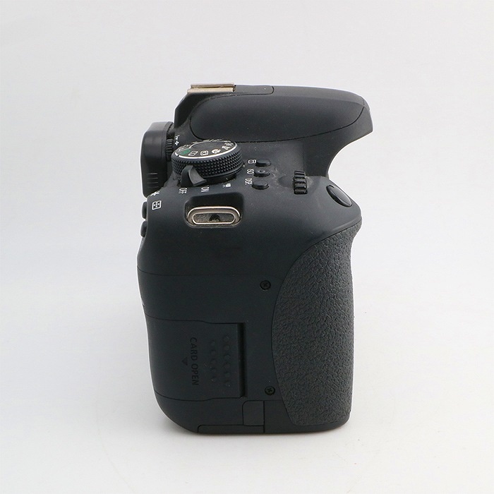 キヤノン EOS KISS X8I ボディ