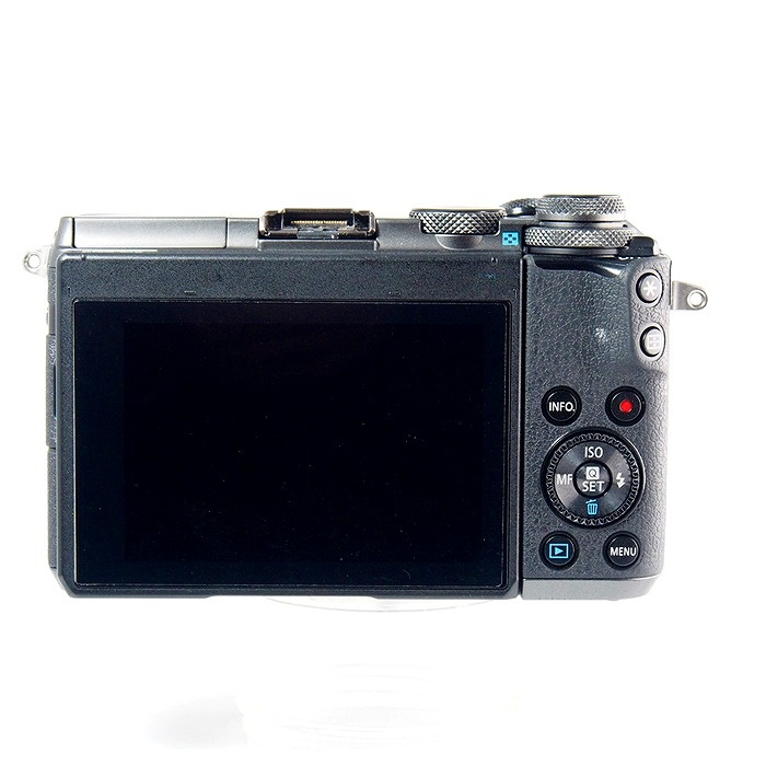 キヤノン EOS M6/EF-M15-45 IS STM キツト ブラツク