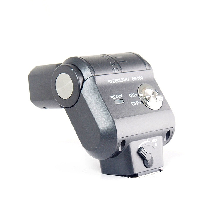 ニコン SB-300 スピードライト