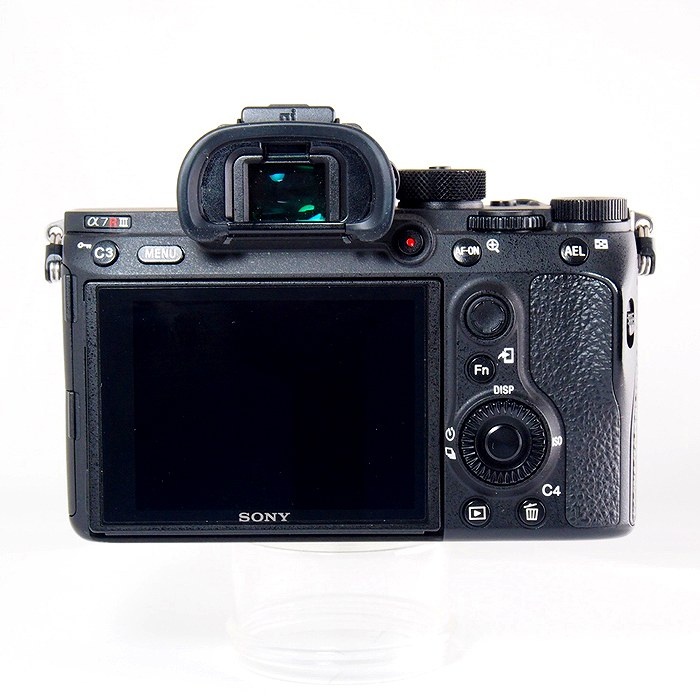 ソニー α7RIII (ILCE-7RM3)