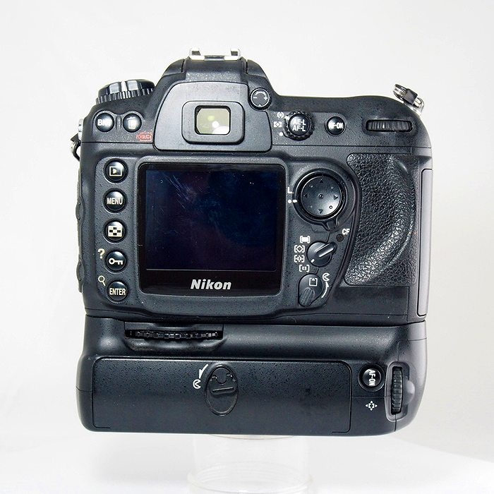 ニコン D200 + MB-D200