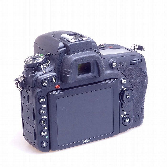 ニコン D750