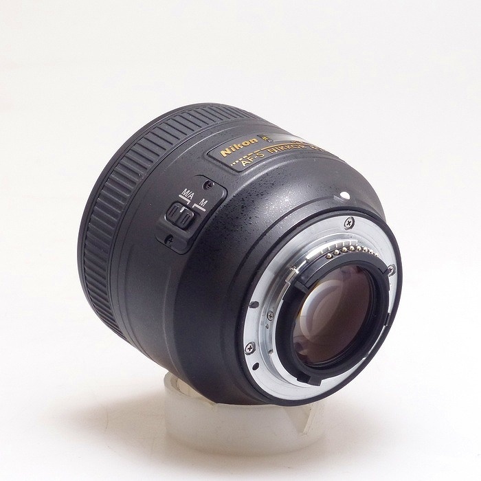 ニコン AF-S 85/1.8G