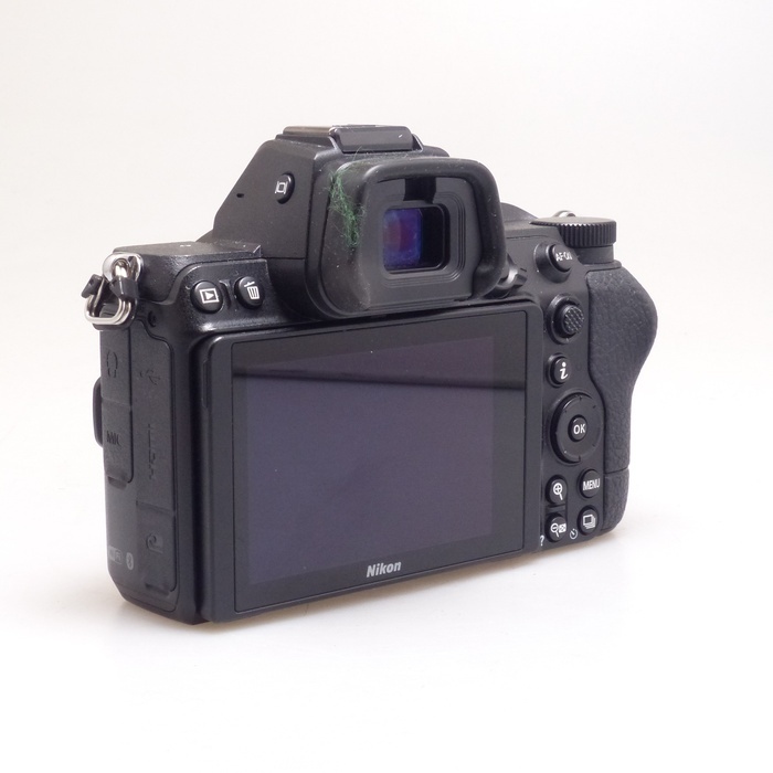ニコン Z5