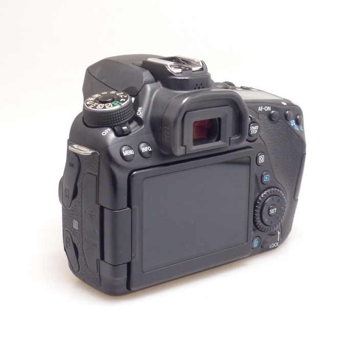 キヤノン EOS 80D