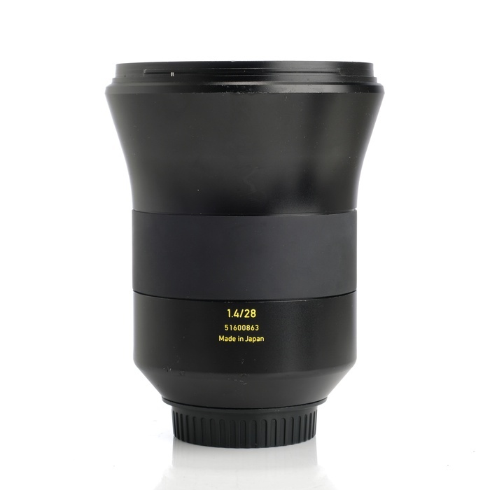 コシナ Otus 28/F1.4 ZE（キヤノンEFマウント）