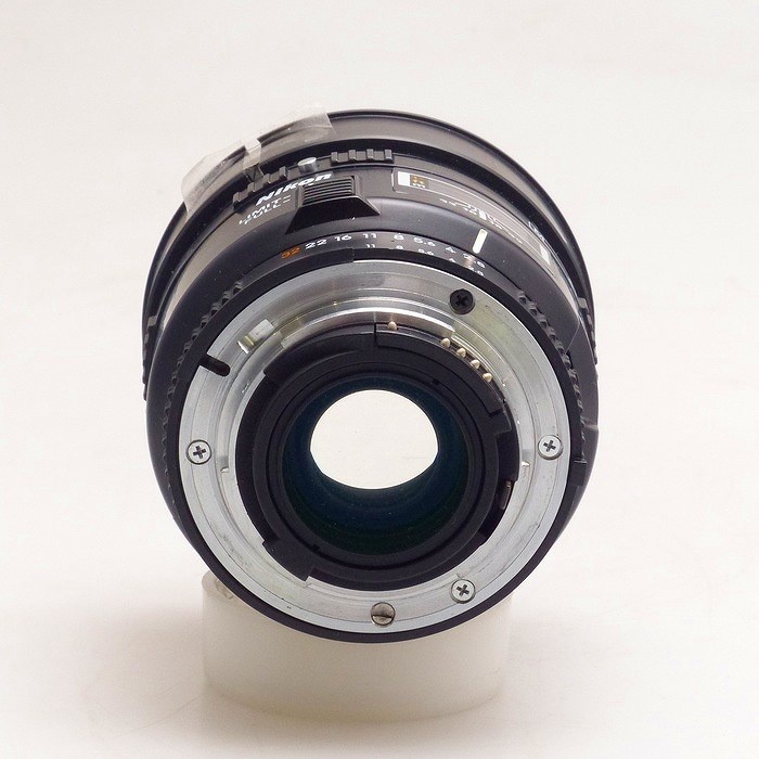 ニコン AF マイクロ 60/F2.8