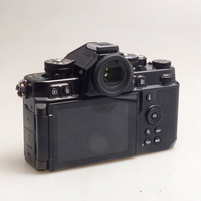 ニコン Zf ブラック