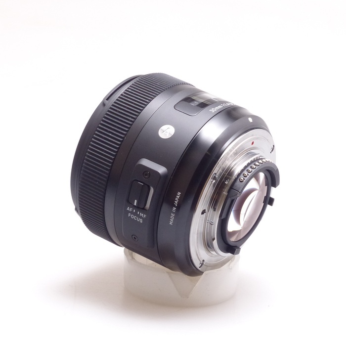 シグマ Art 30/1.4 DC HSM ニコンFマウント