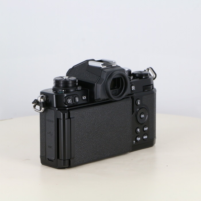 ニコン Zfc ボディ ブラック