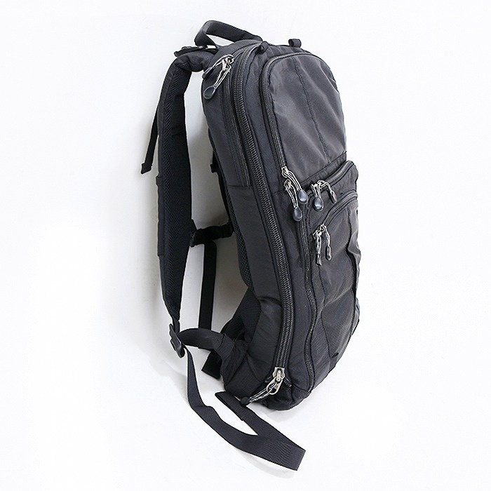 thinkTANKphoto Shape Shifter カメラバッグ