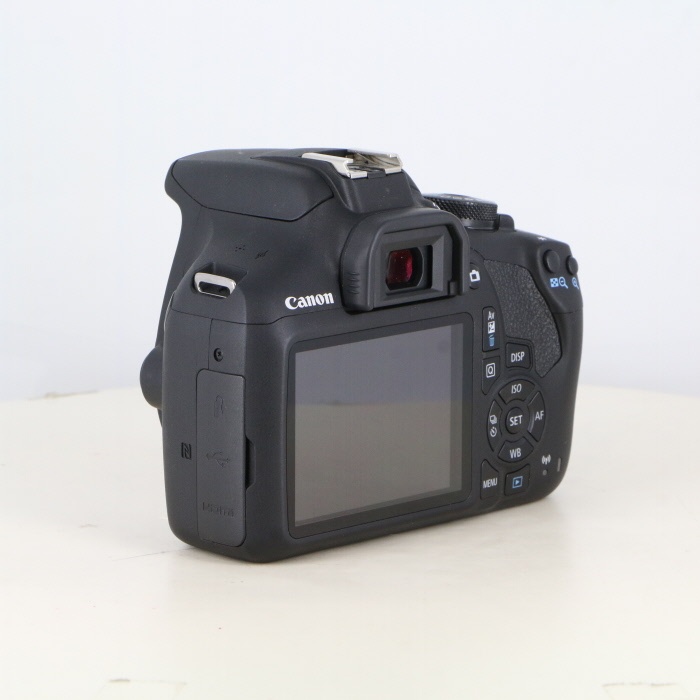 キヤノン EOS KISS X90 ボデイ