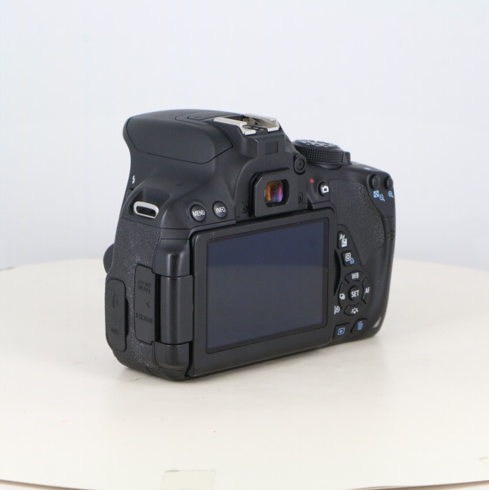 キヤノン EOS KISS X7i ボディ