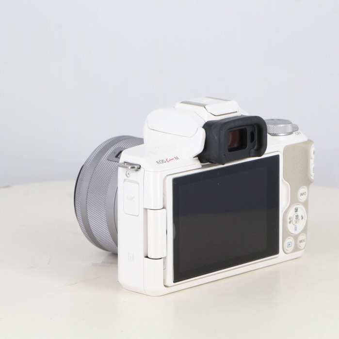 キヤノン EOS KISS M+EF-M15-45 IS STM レンズセット ホワイト