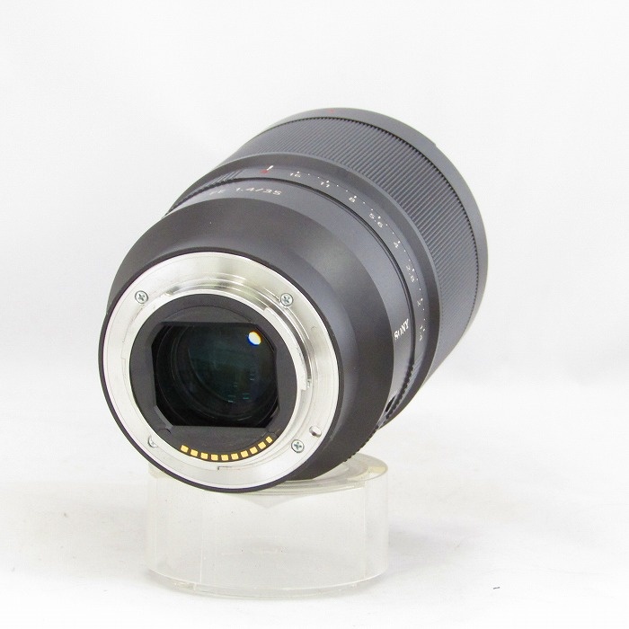 ソニー DISTAGON T*FE35/1.4 ZA