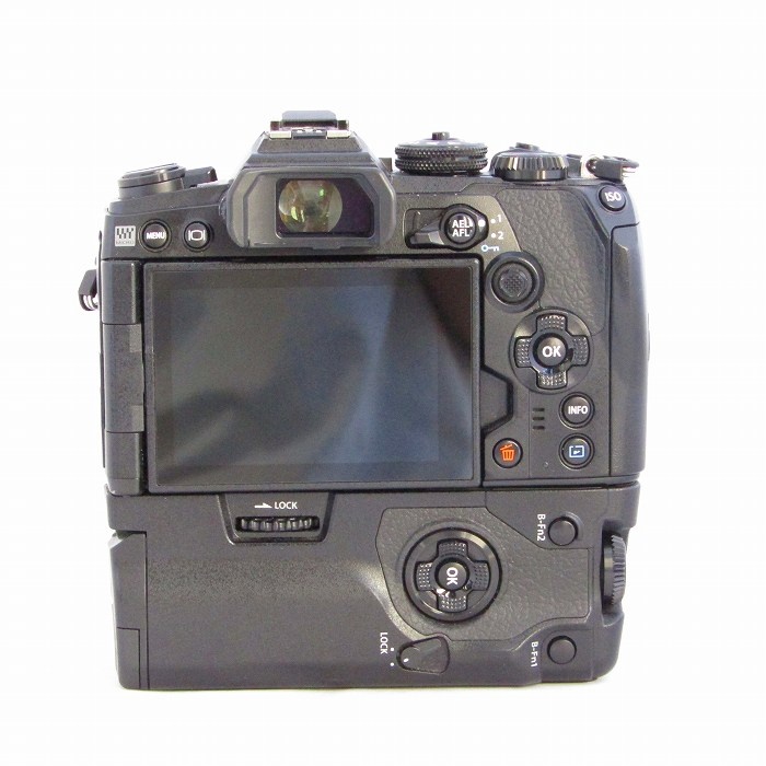 オリンパス E-M1 MARK3＋HLD-9